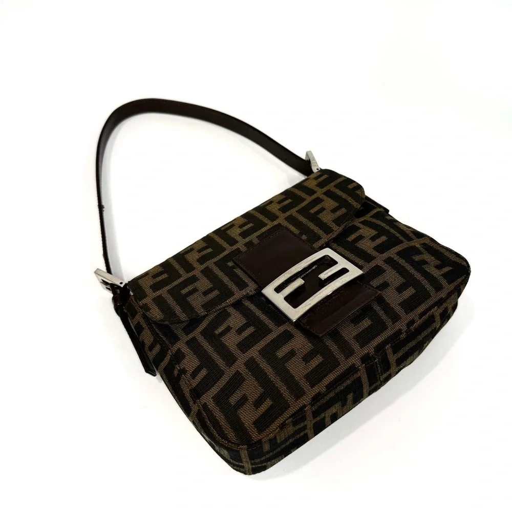 ✨SOLD✨ Vintage Fendi Zucca Baguette - Picture 6 of 10